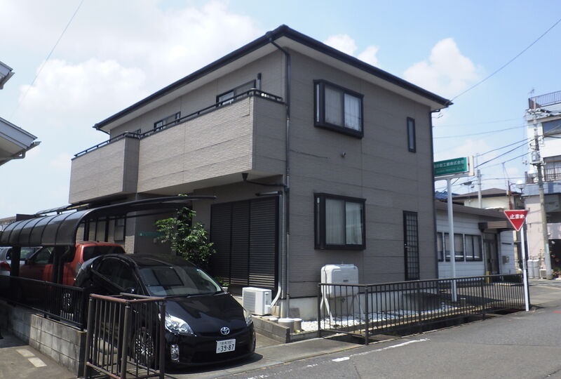 ①